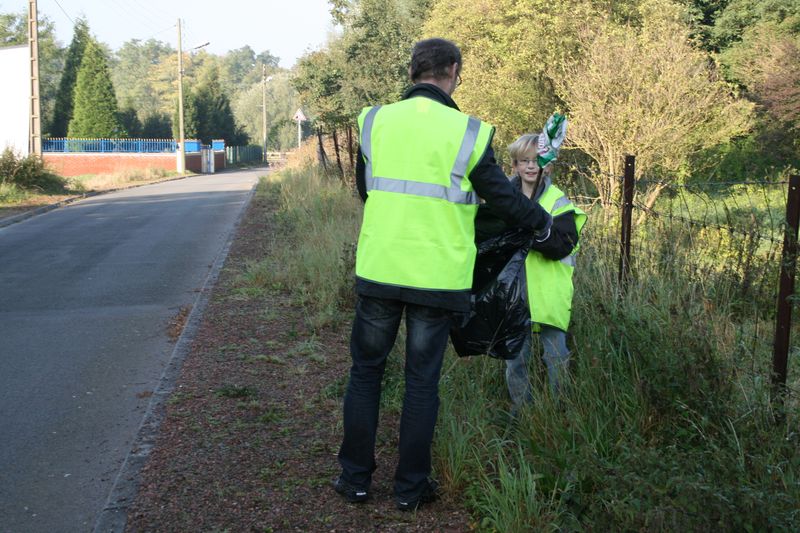 gal/Ville_Propre/OPERATION DECHETS LAMBRES 011.JPG